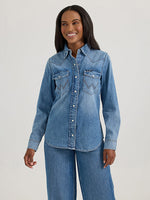 Wrangler Womens Classic Denim Slim Snap Shirt