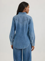 Wrangler Womens Classic Denim Slim Snap Shirt