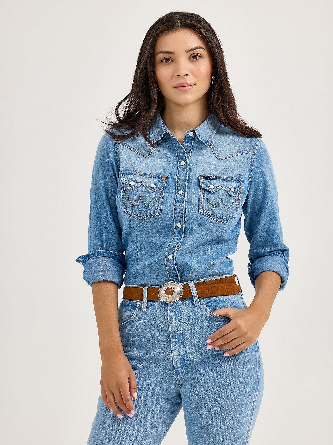 Wrangler Womens Sawtooth Denim Snap Shirt Buy at Boltranchstore.com