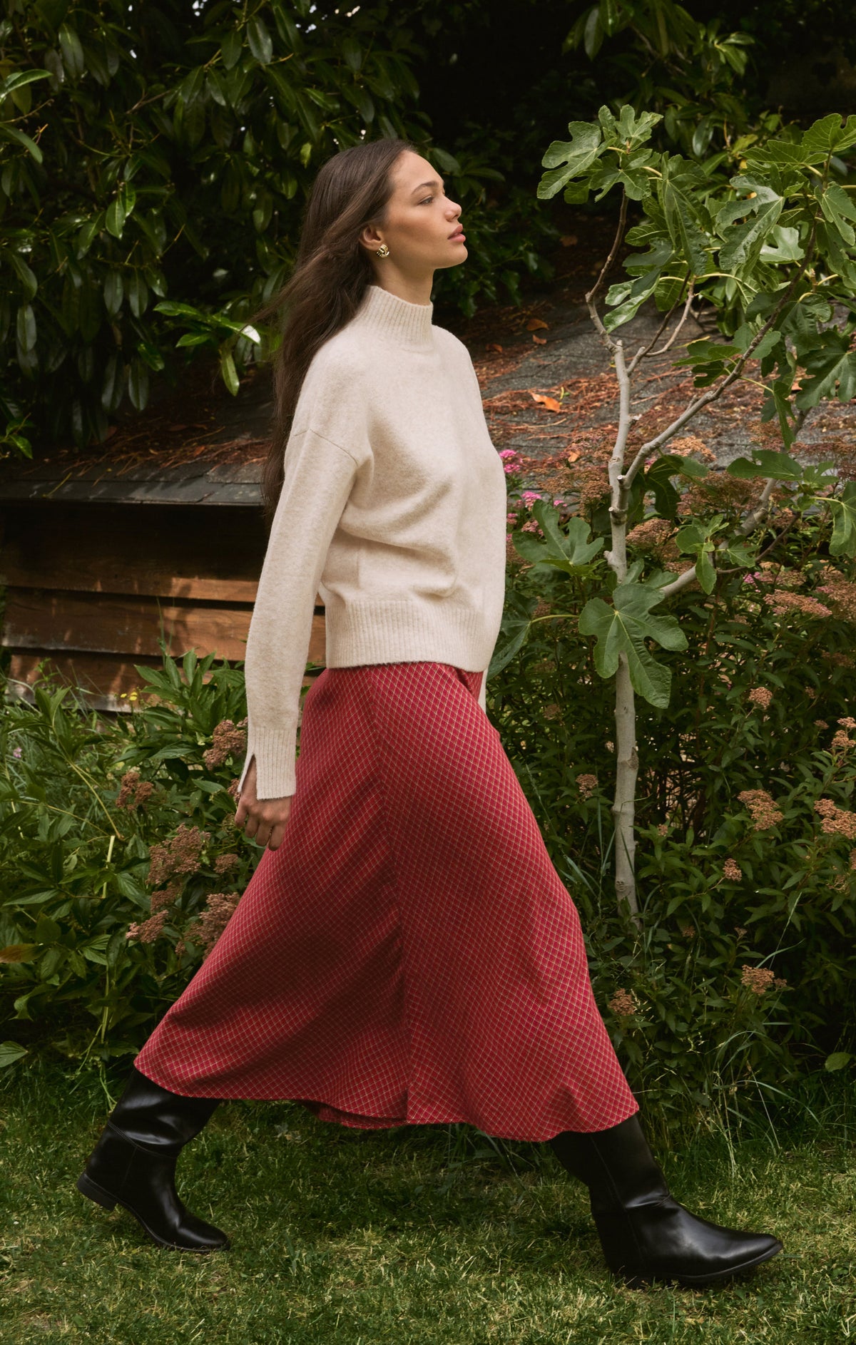 Z Supply Crestview Plaid Maxi Skirt Red Dahlia weekend outing and holiday travel skirt for ranch wear near Park City