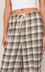 Z Supply Better Off Plaid Flannel Pant Cocoa Bean soft rayon and polyester flannel shirting western fashion Kamas