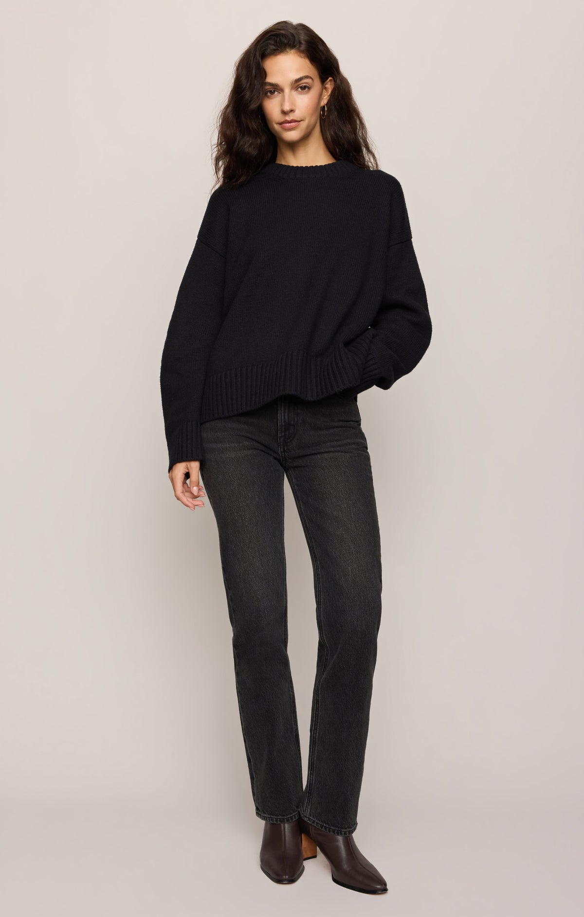 Z Supply Cloud Spun Curved Hem Sweater cozy gathering sweater for fall nights in Park City