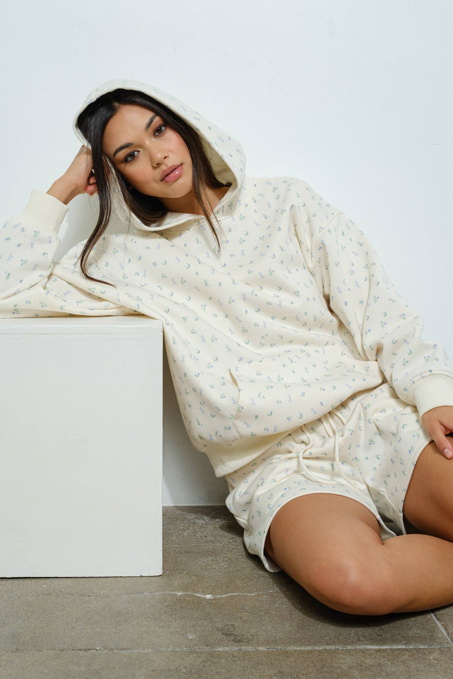 Floral Bow Print Sweatshirt