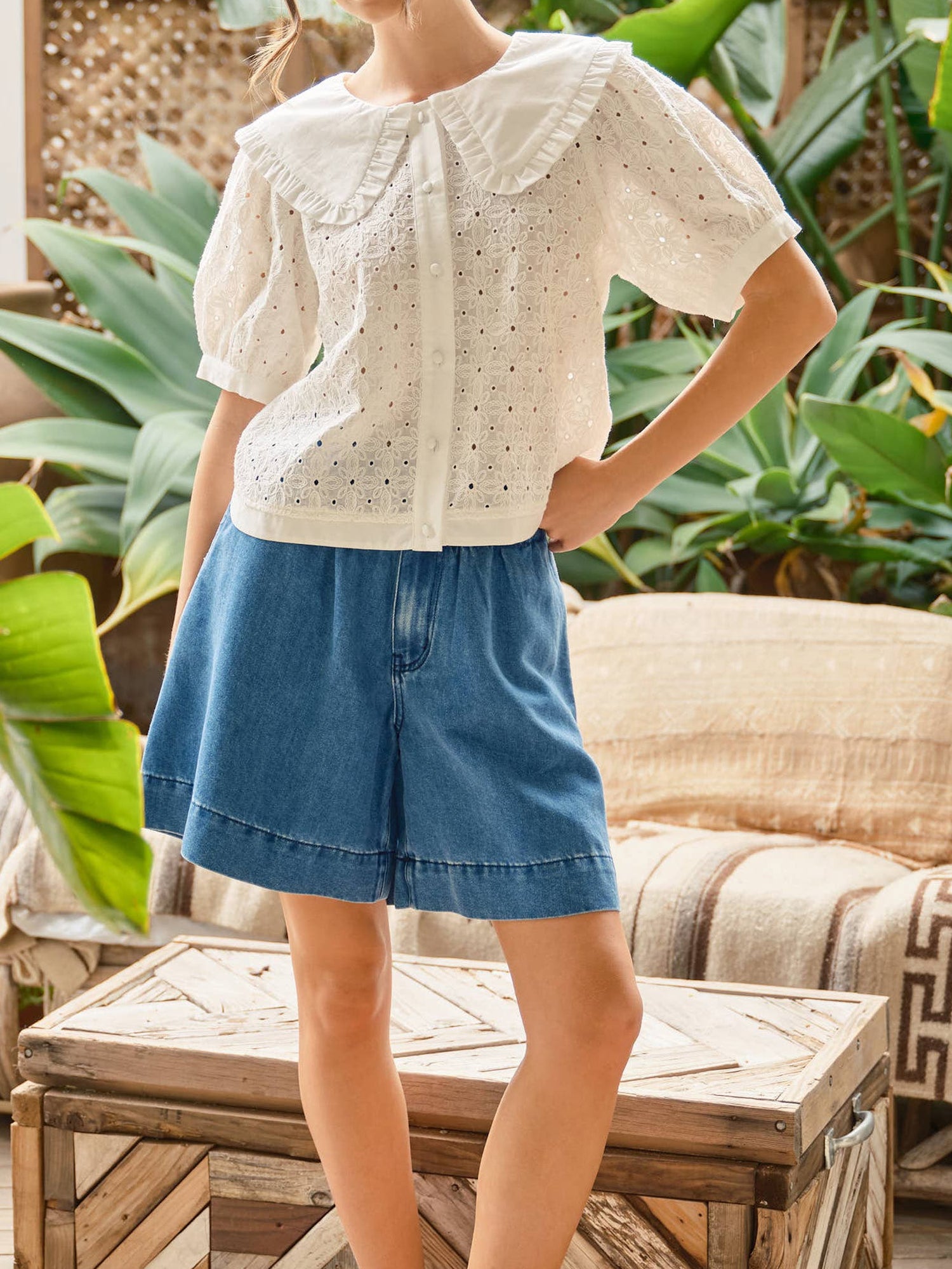 Eilyn Ruffle Collar Eyelet Blouse