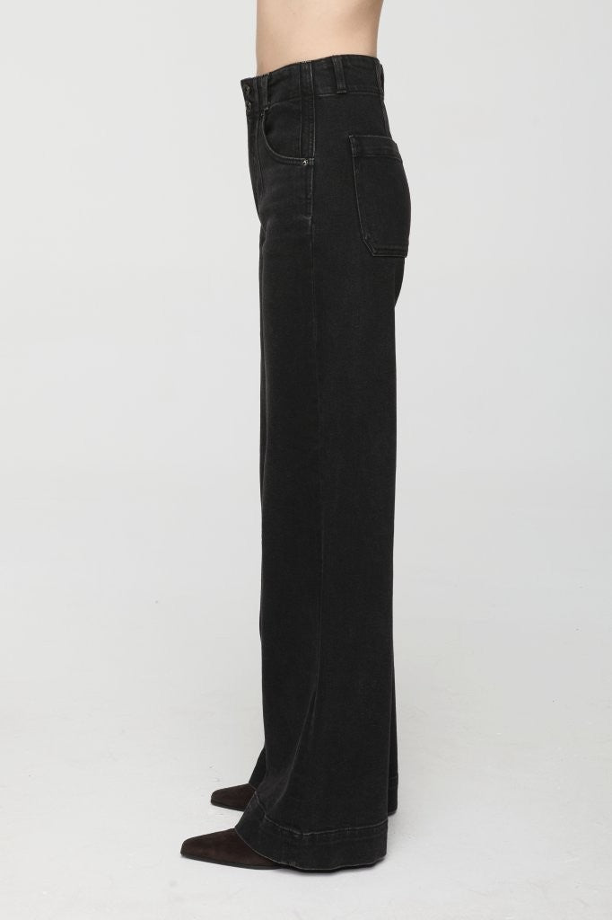 Pistola Lana High Rise Ultra Wide Leg Jean Jetset high rise waist with a double button closure womens western clothing
