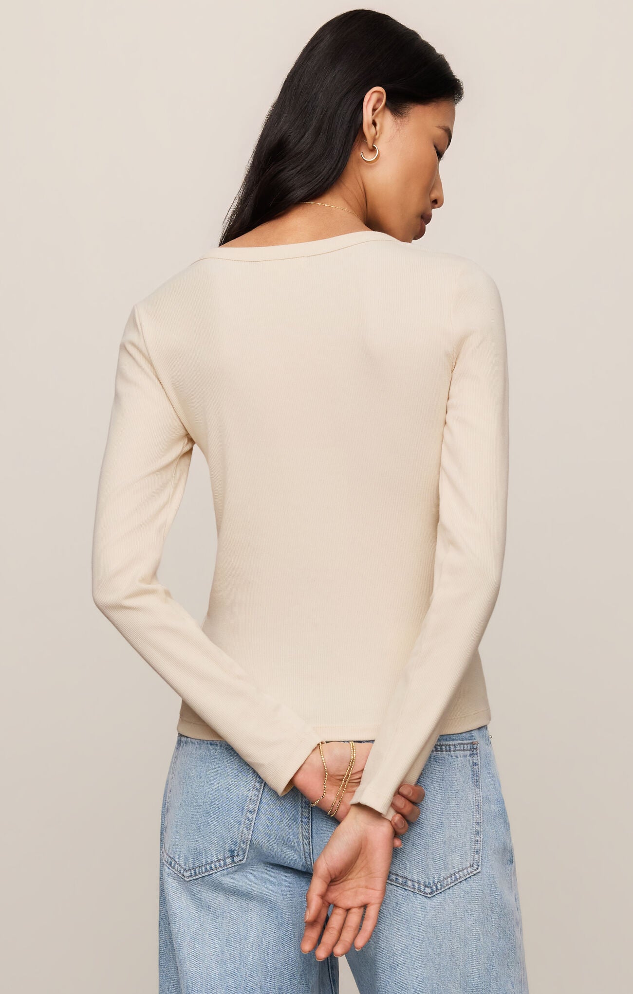 Z Supply Greyson Scoop LS Tee Chalk ZT263370 - Womens Western Fashion Style