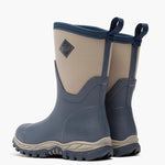 Muck Boots Arctic Sport II Womens 12 Inch Insulated Short Boot India Ink snow and barn boot for ranch wear around Kamas and Park City