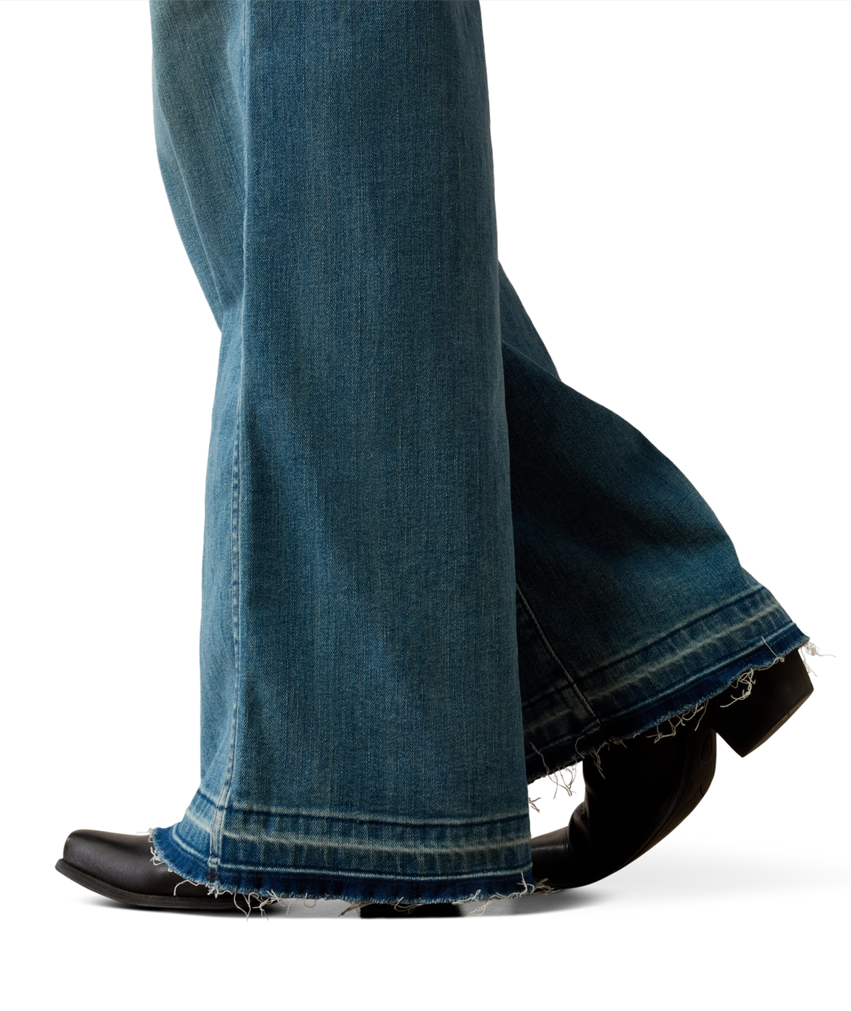 Ariat Womens Ultra High Rise Mavis Wide Leg Jeans contoured waistband with zipper fly and button closure ranch wear