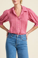Trovata Jess Blouse Rosehip Gingham cropped swingy silhouette with curved hemline womens western clothing Kamas