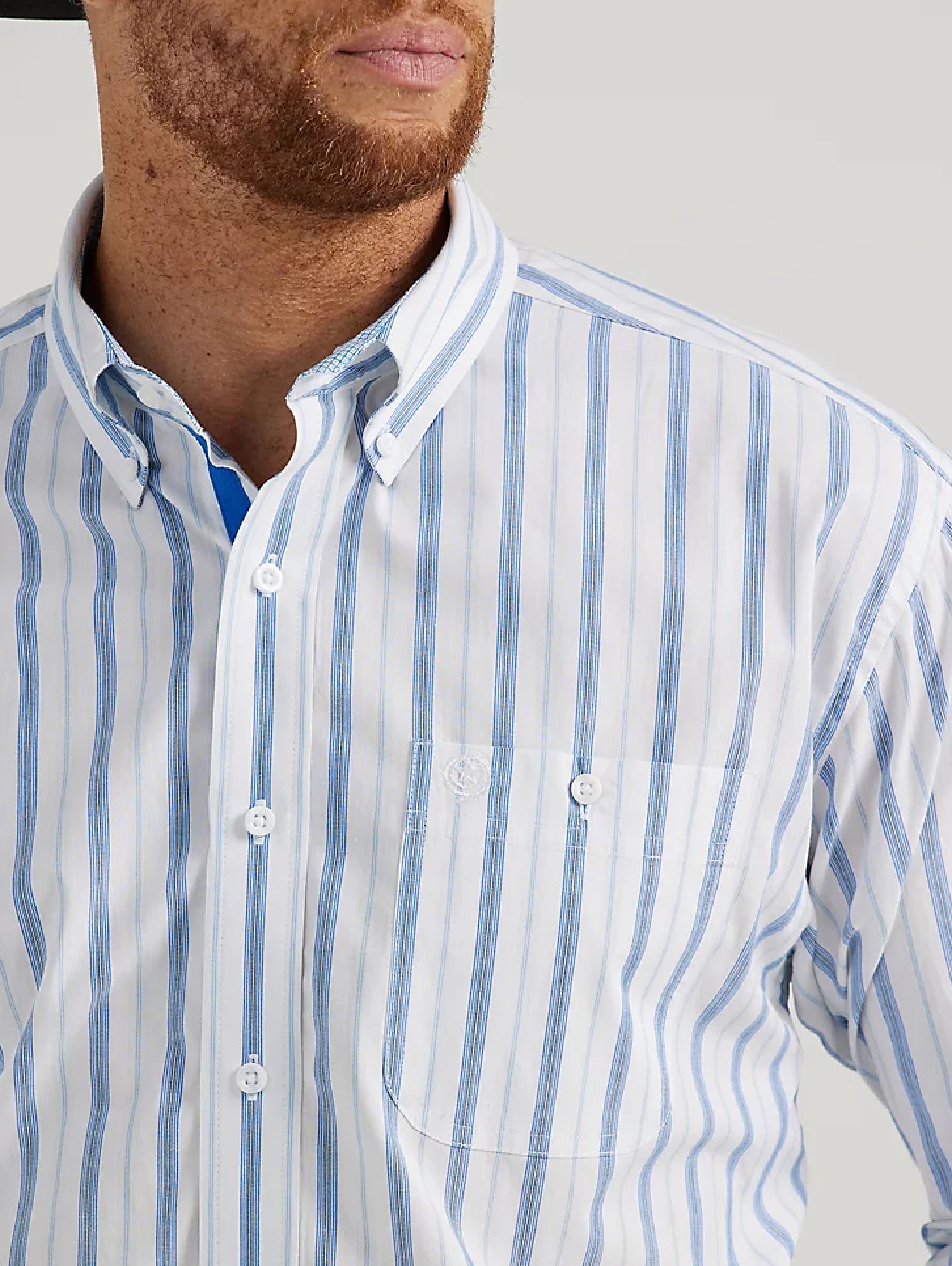Wrangler Mens George Strait LS Button Down Shirt - Smoky Stripes