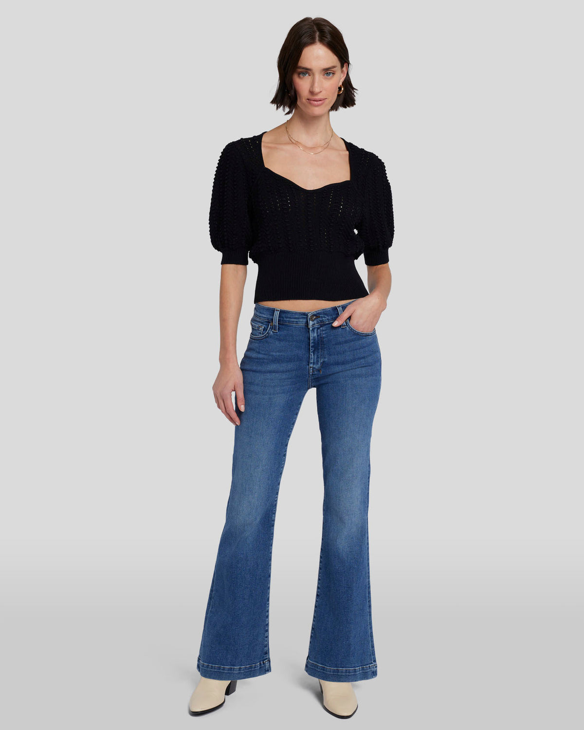7 For All Mankind Dojo Clara classic five pocket jean with belt loops and a fitted seat for everyday ranch wear in Kamas
